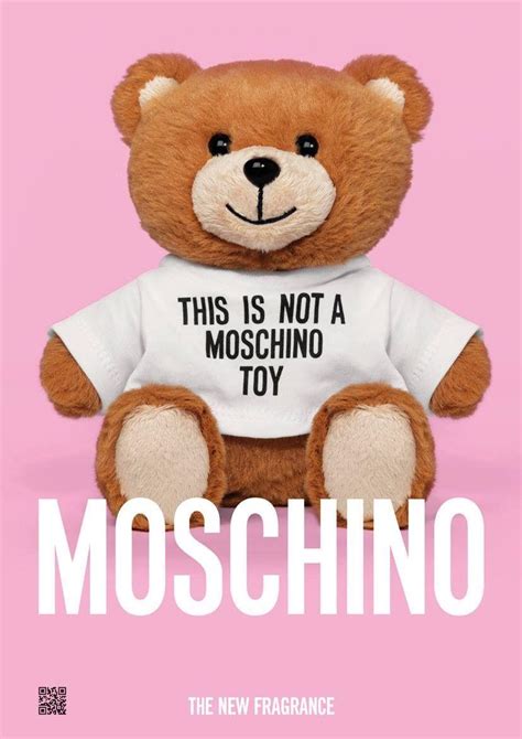 moschino wallpaper desktop.